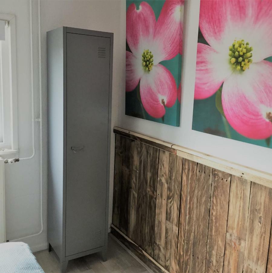 Het Wilgenhoekske Serooskerke  Kültér fotó